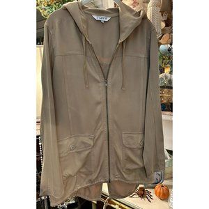 Ladies Large Zippered Serra Fishtail Jacket